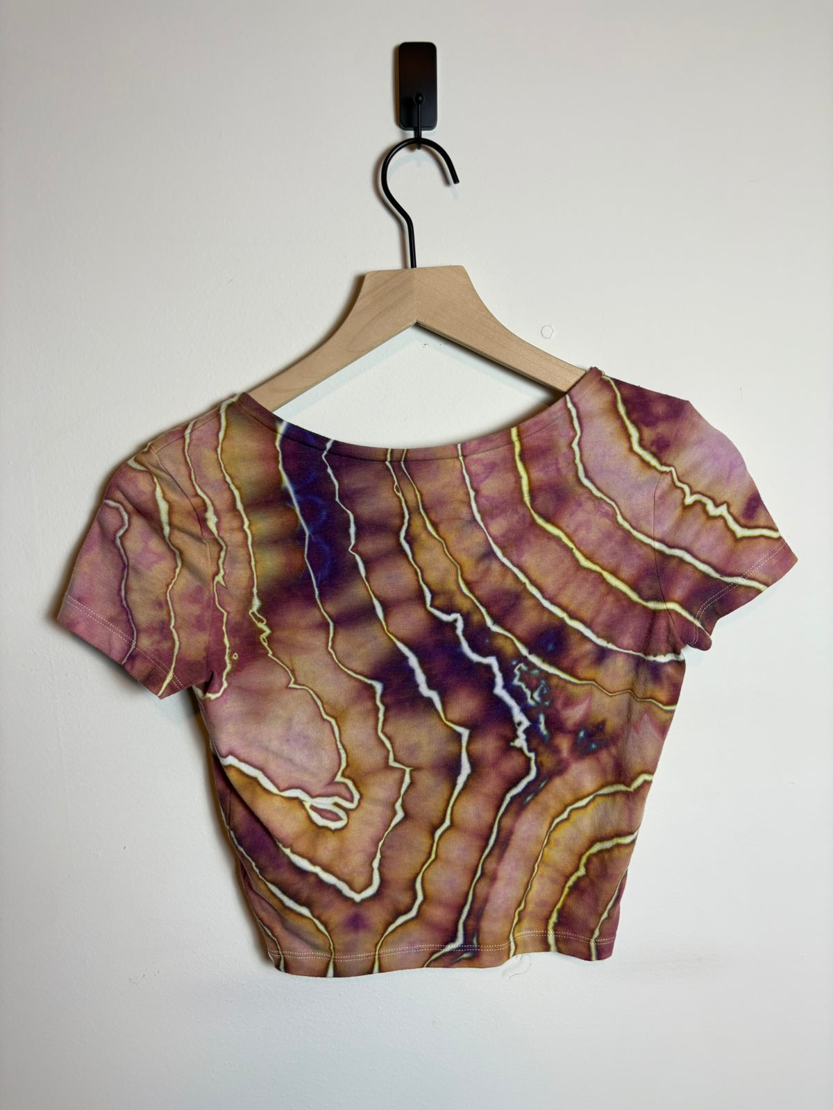 Upcycled Wild Fable Women’s Small V-Neck Shirt – Purple & Reddish Geode Tie-Dye