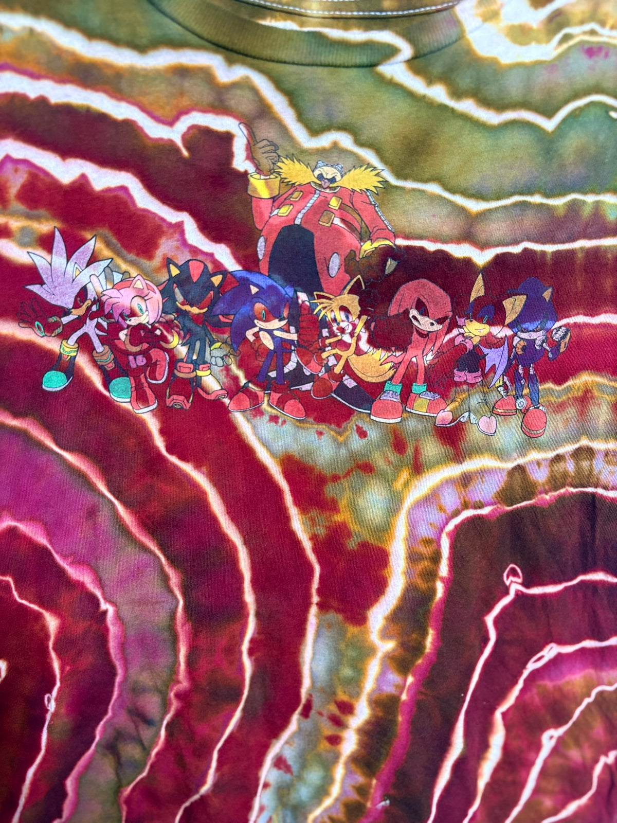 Upcycled Sonic Kids Medium T-Shirt – Red & Brown Earthy Geode Tie-Dye