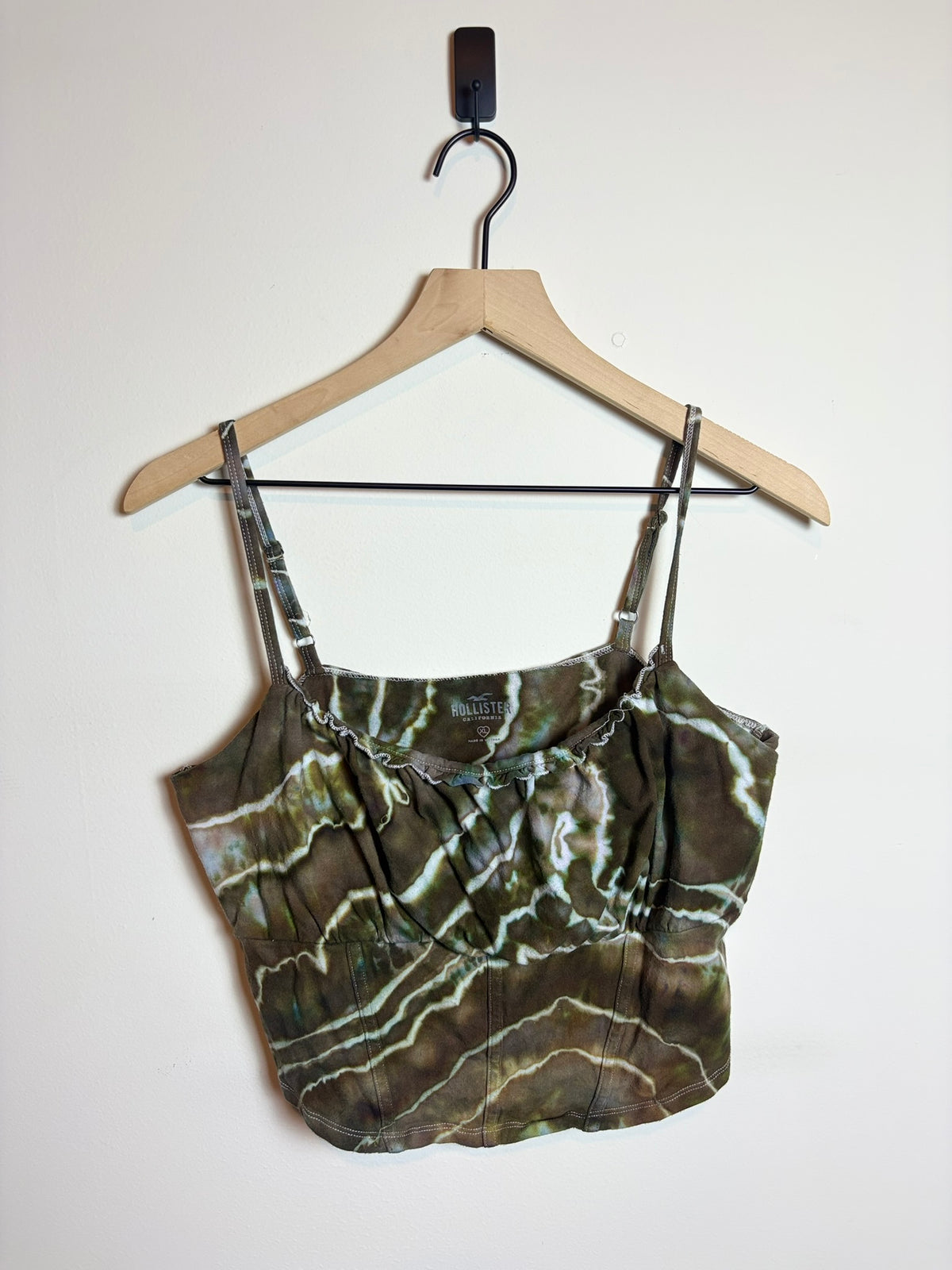 Upcycled Hollister Women’s XL Tank Top – Earthy Geode Tie-Dye
