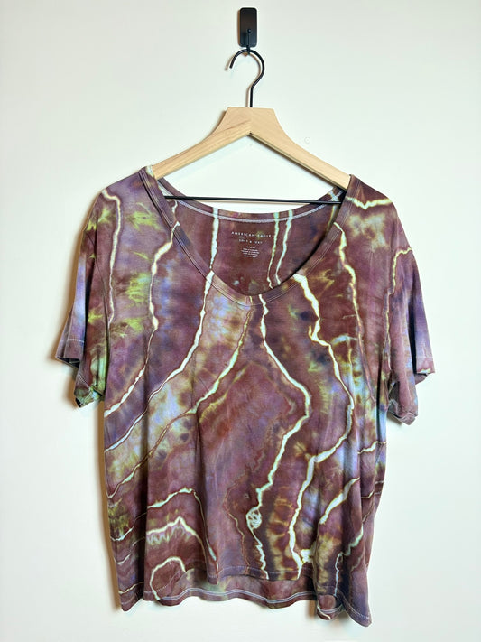 Upcycled American Eagle V-Neck Medium T-Shirt – Earthy Brown Geode Tie-Dye