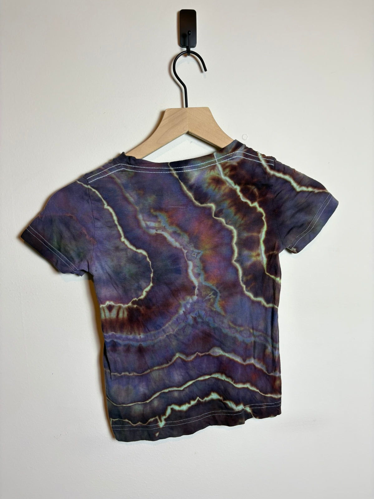 Upcycled Nike Kids 4T T-Shirt – Dark Purple Geode Tie-Dye